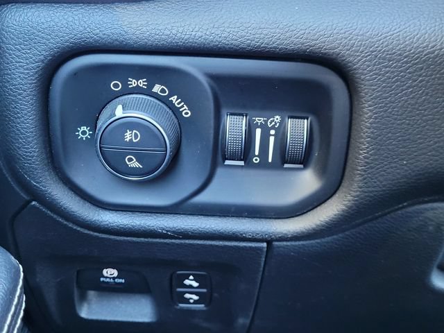 Certified 2025 RAM 1500 Laramie AWD/4WD image 14