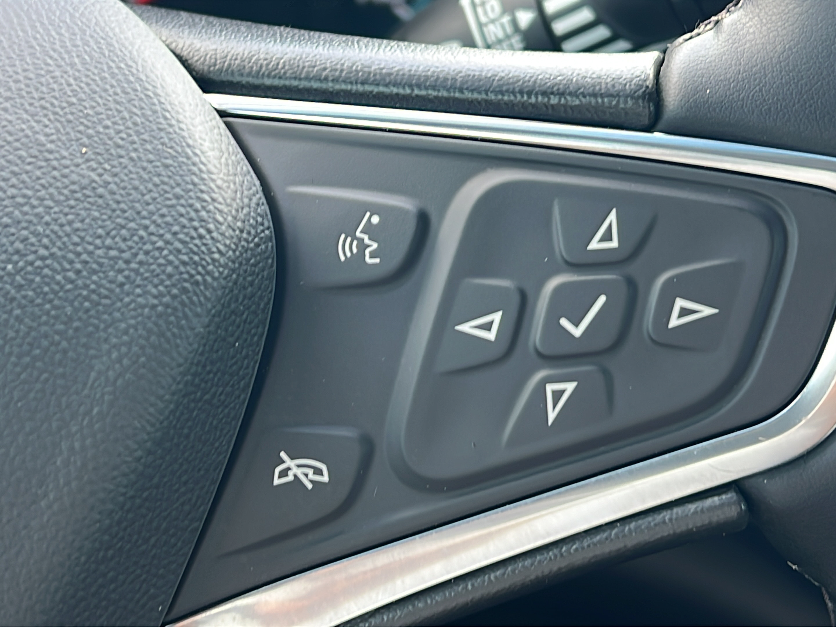 Used 2024 Chevrolet Malibu RS FWD image 22
