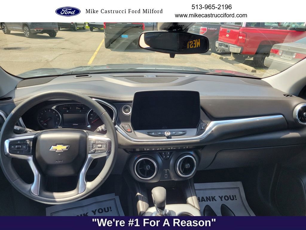 Used 2023 Chevrolet Blazer LT AWD/4WD image 10