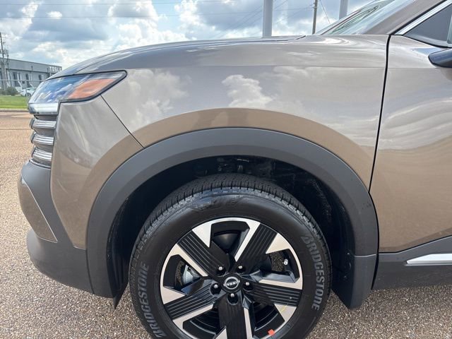 New 2025 Nissan Kicks SV image 7