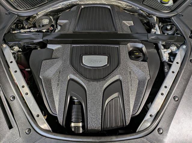 Used 2020 Porsche Panamera image 25