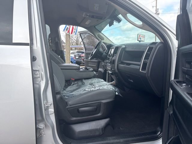 Used 2018 RAM 1500 Express w/ Express Value Package image 12
