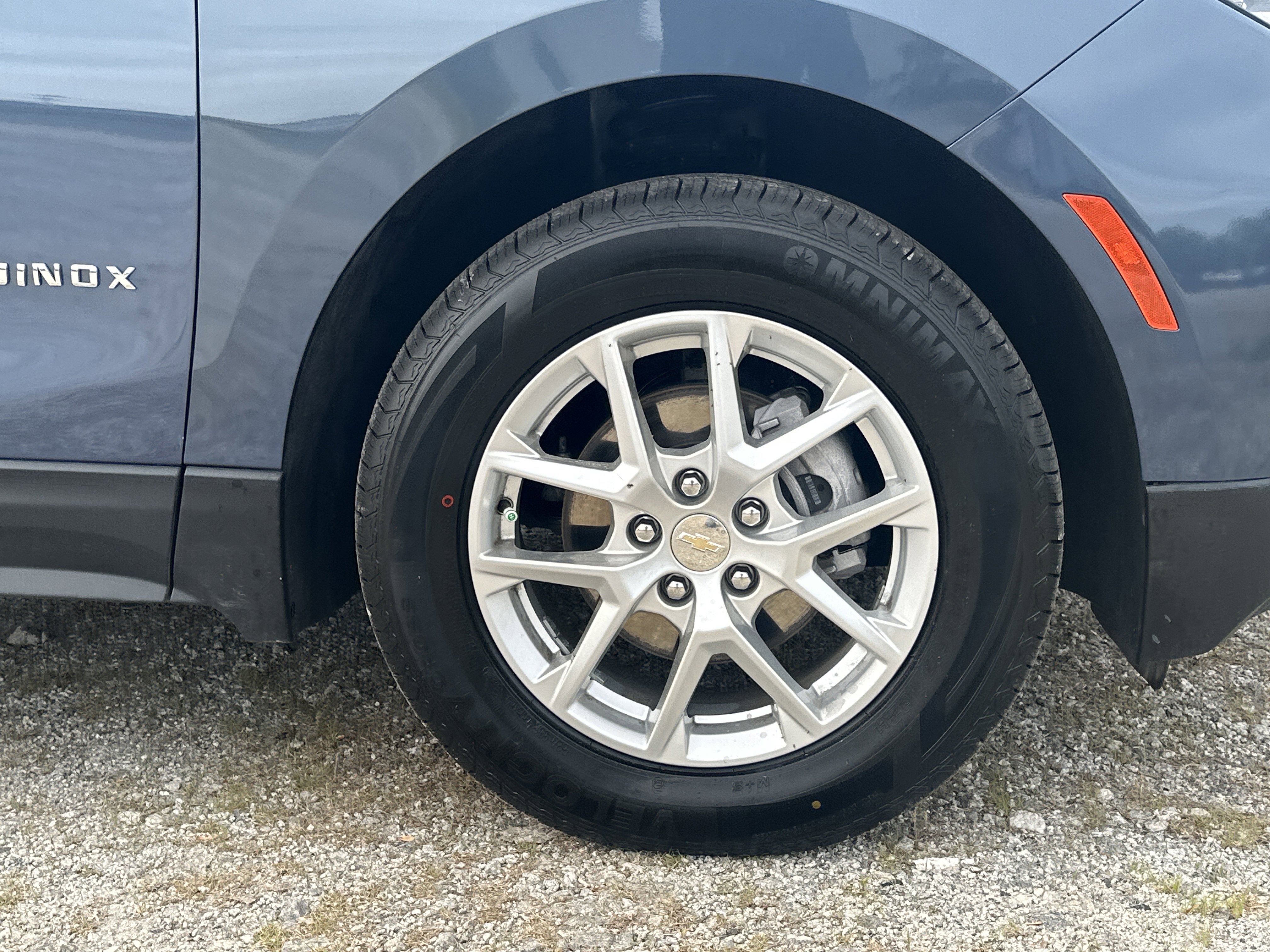 Used 2024 Chevrolet Equinox LT AWD/4WD image 12