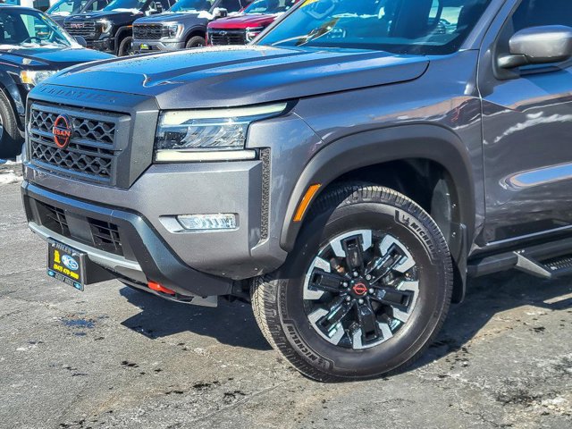 Used 2022 Nissan Frontier PRO-4X w/ Technology Package image 3