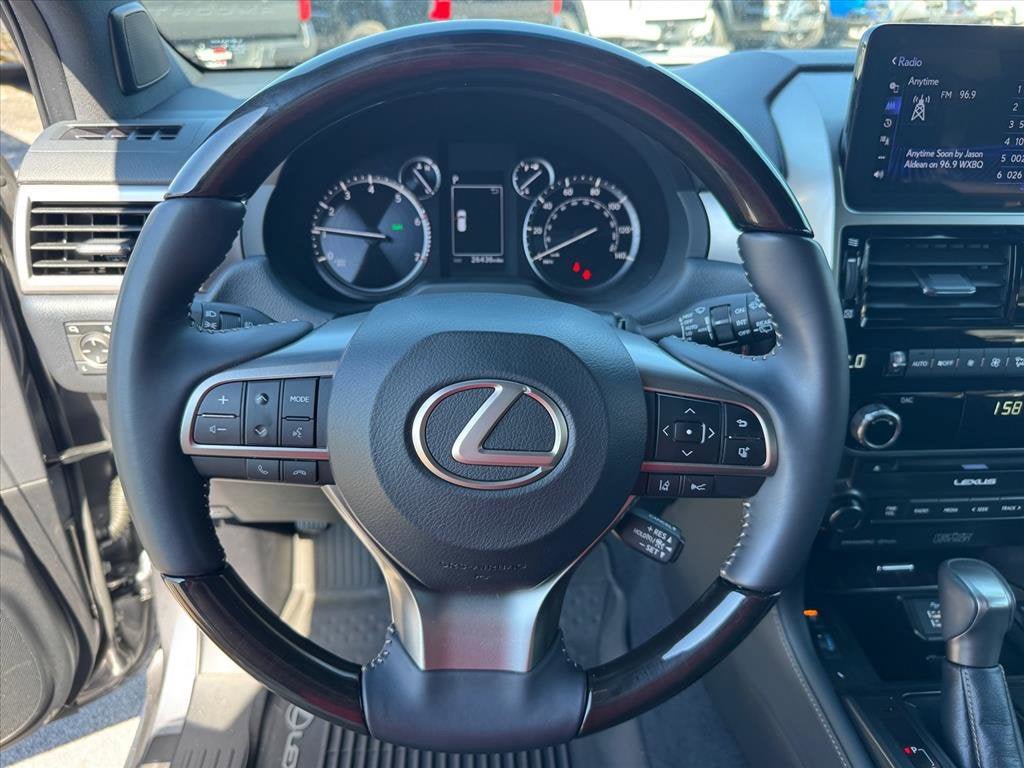 Used 2023 Lexus GX 460 Premium w/ Accessory Package AWD/4WD image 25