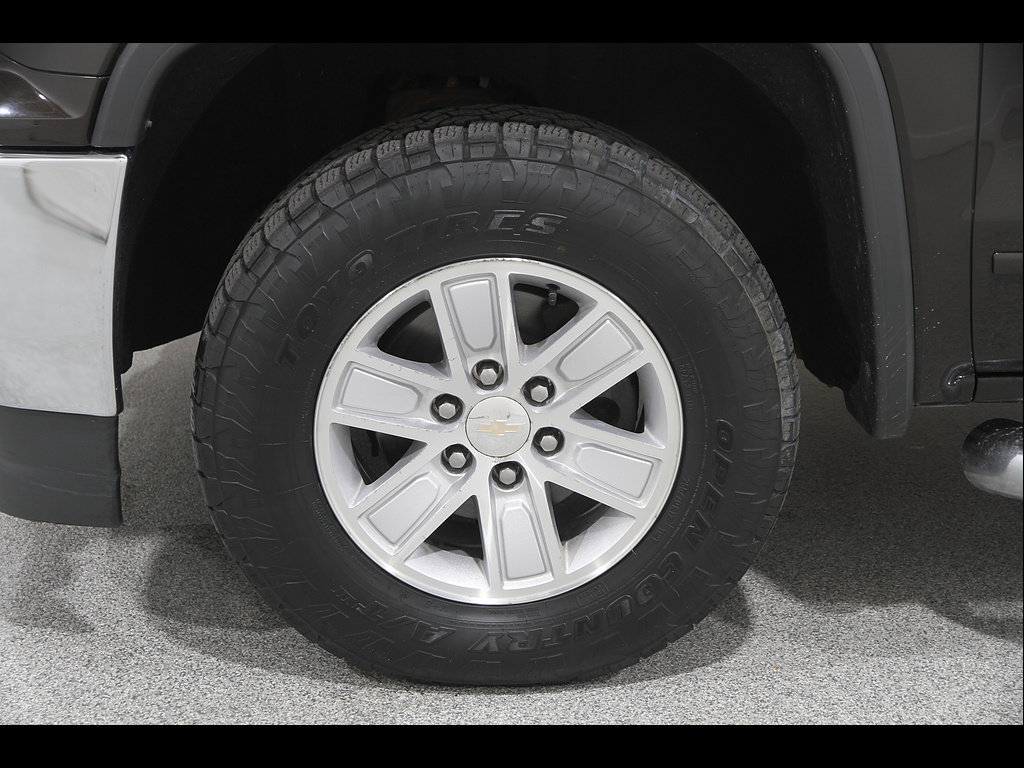 Used 2018 GMC Sierra 1500 SLE w/ SLE Value Package AWD/4WD image 21