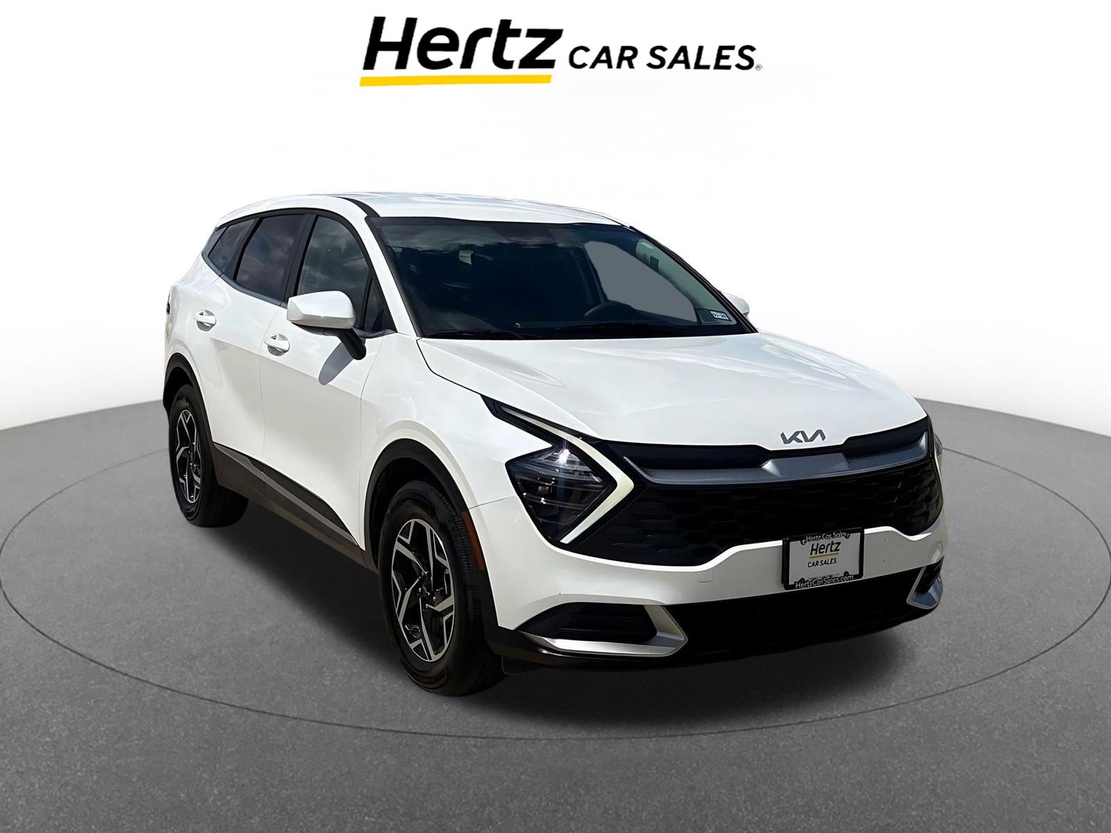 Used 2025 Kia Sportage LX image 1