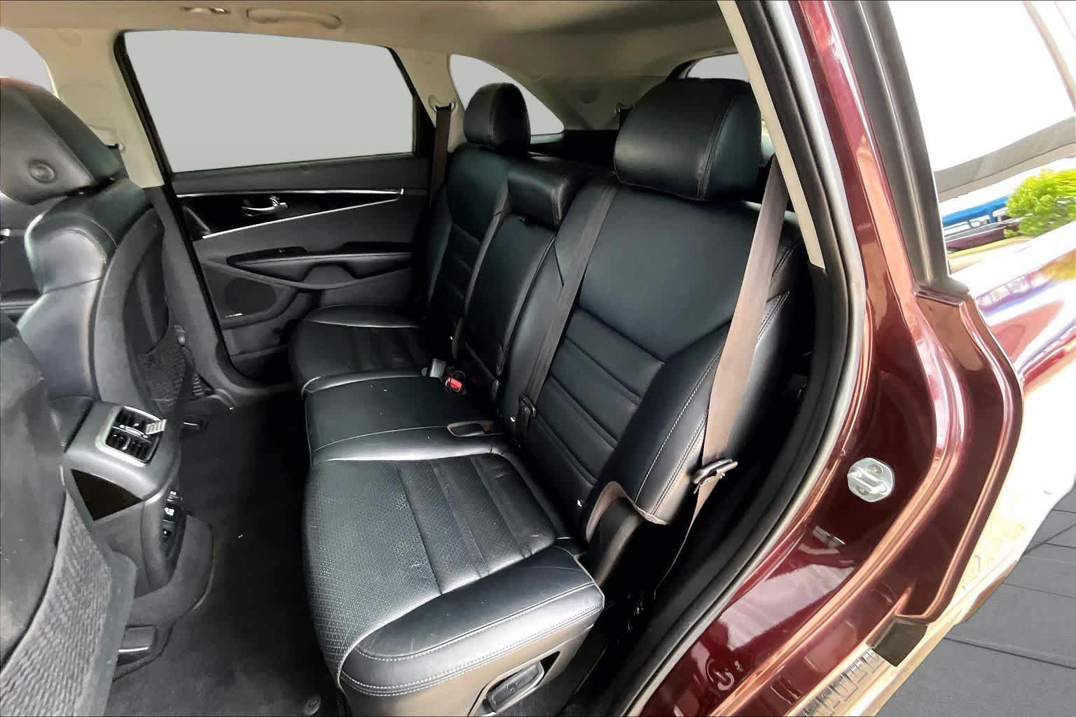 Used 2019 Kia Sorento EX w/ EX Touring Package FWD image 21