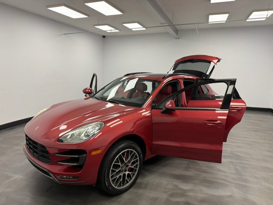 Used 2015 Porsche Macan Turbo w/ Premium Package Plus AWD/4WD image 31
