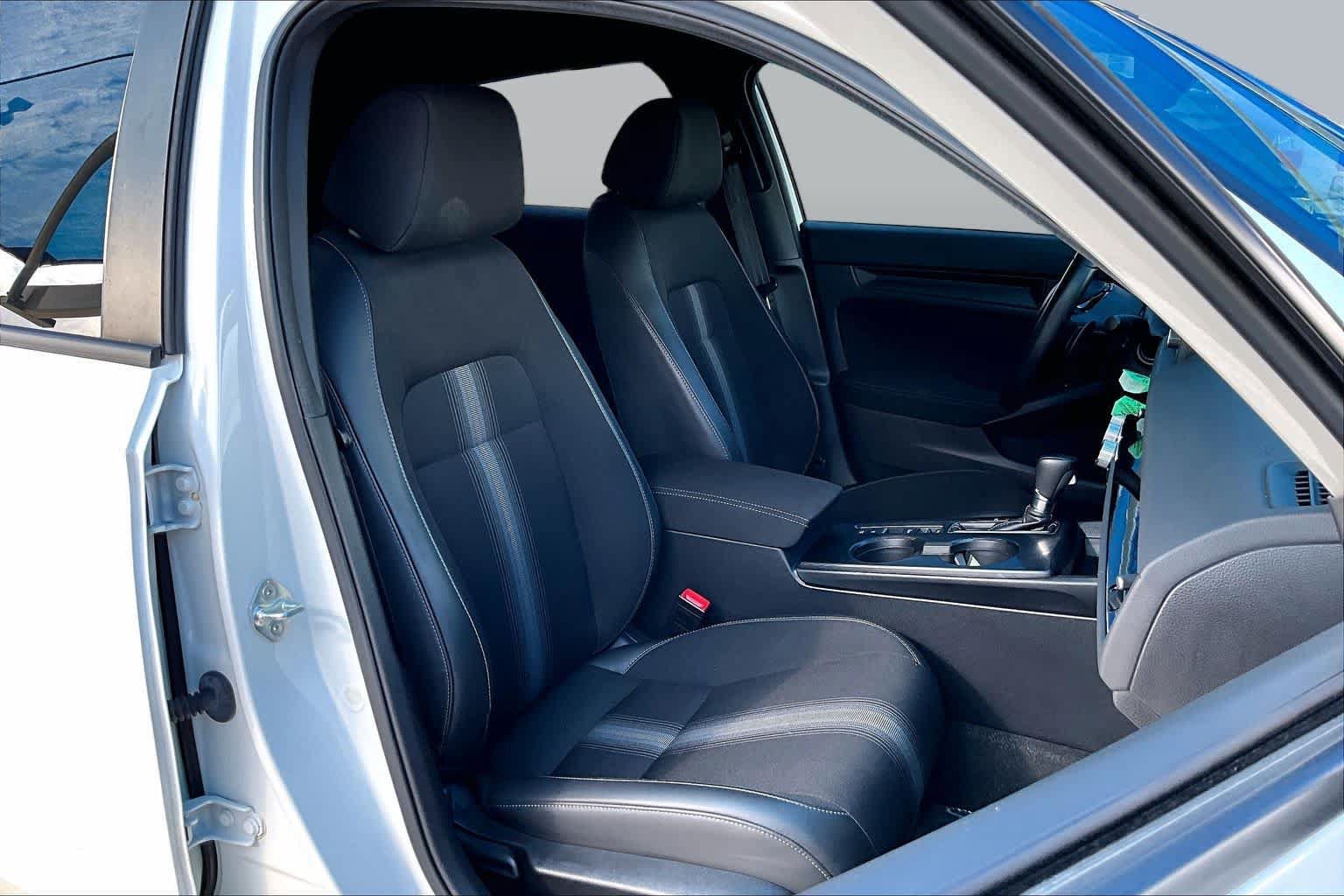 Used 2024 Honda Civic Sport image 9