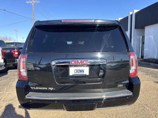 Used 2020 GMC Yukon XL Denali image 8