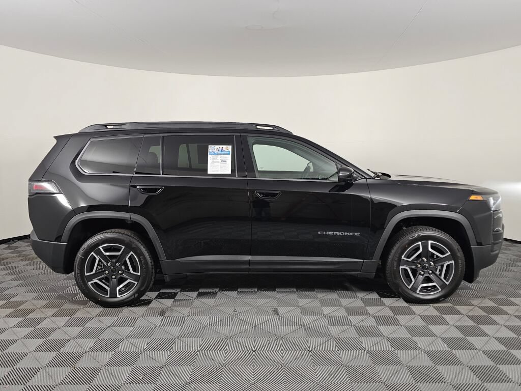 New 2026 Jeep Cherokee Laredo AWD/4WD image 3