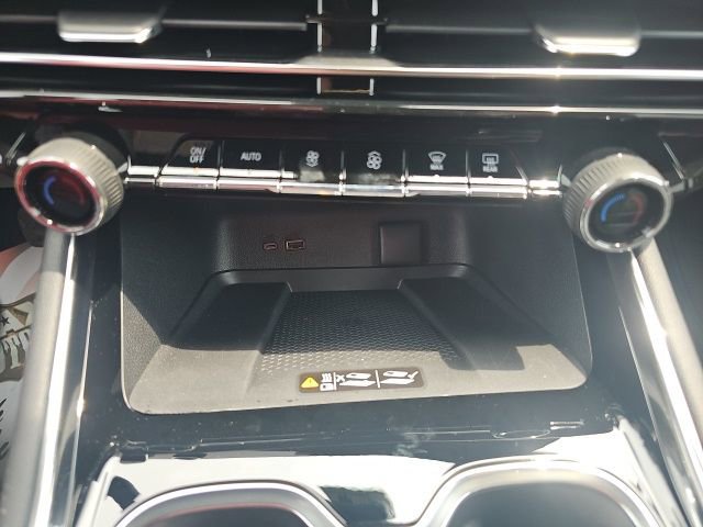 New 2026 Chevrolet Traverse LT w/ Driver Confidence Package image 24