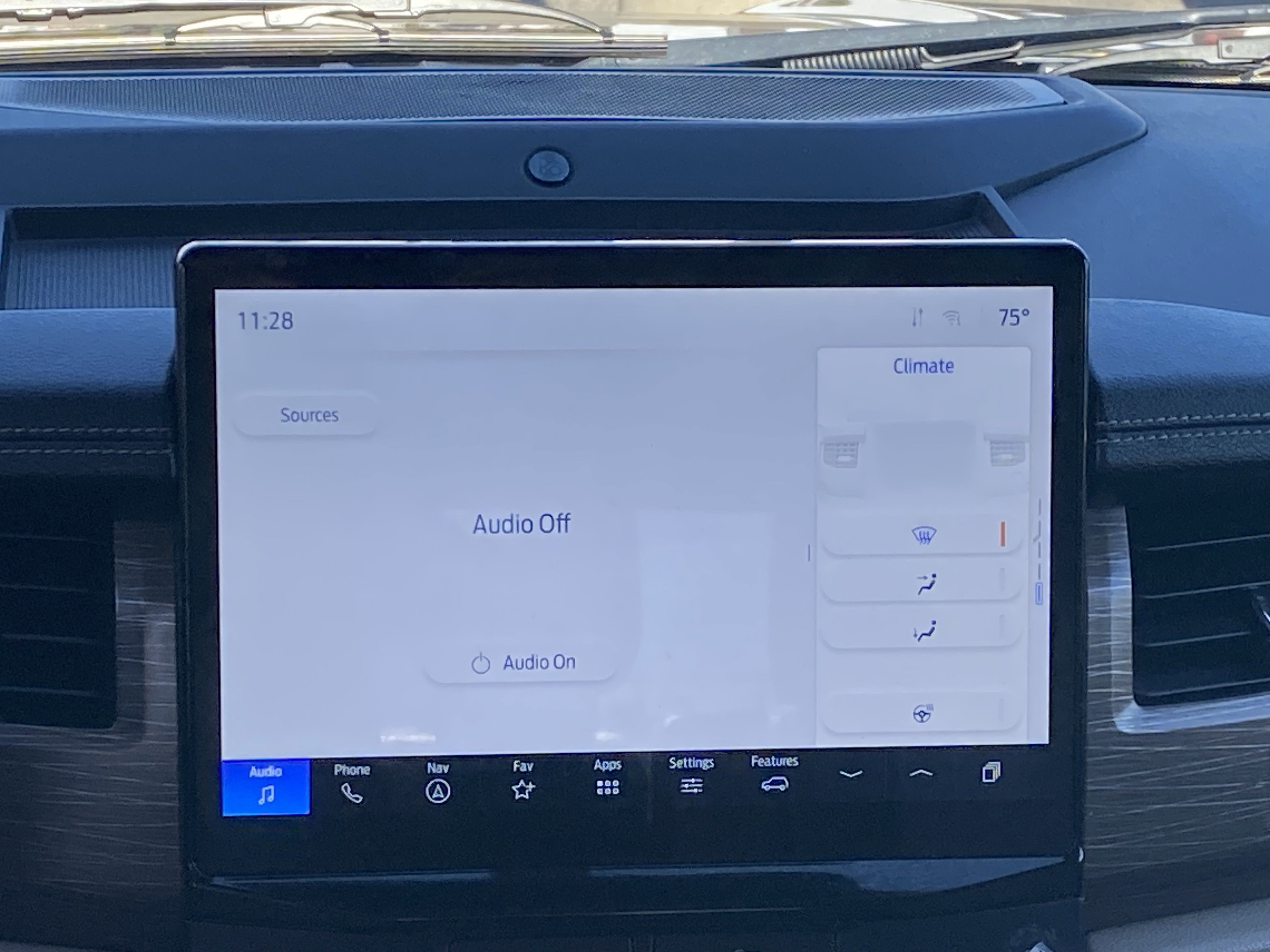 Used 2022 Ford Expedition Limited image 21