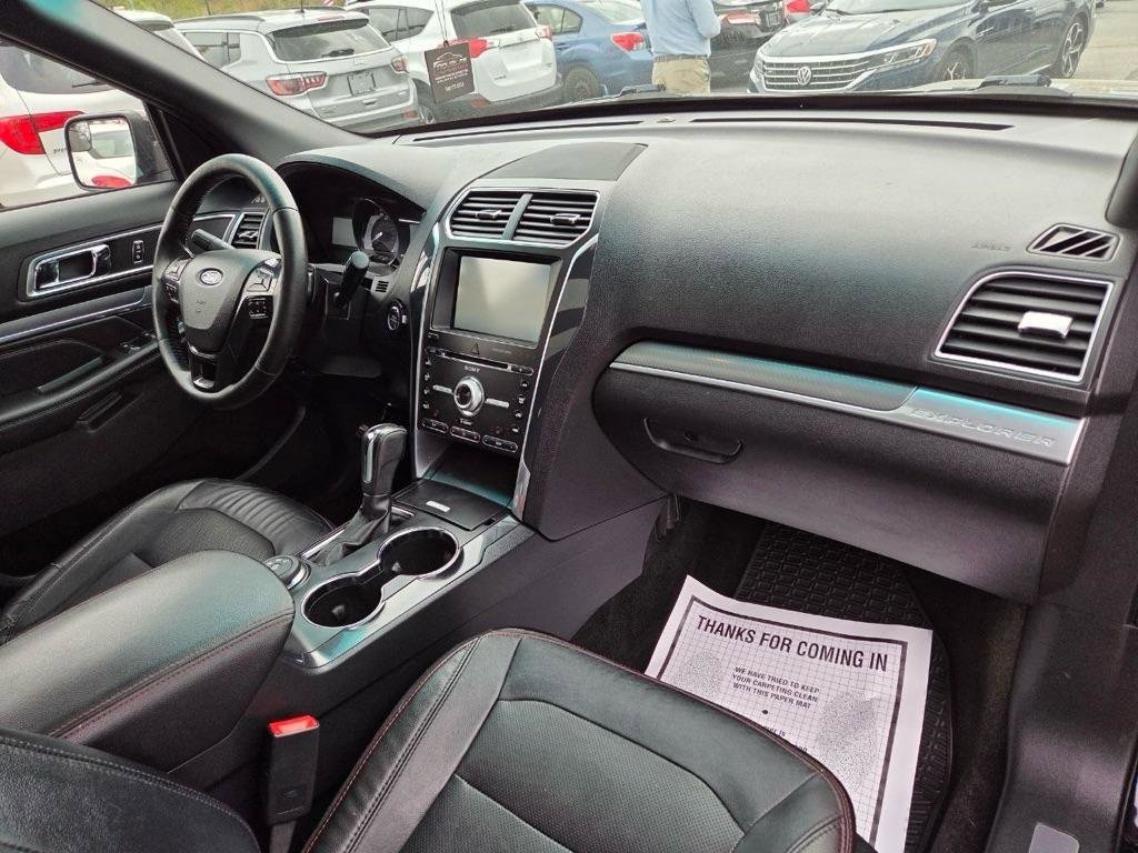 Used 2016 Ford Explorer Sport AWD/4WD image 17