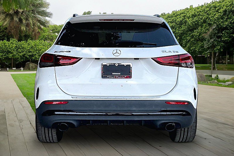 Used 2022 Mercedes-Benz GLA 35 AMG 4MATIC w/ Premium Package Lite image 3