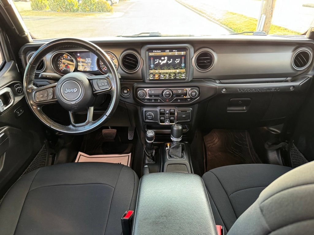 Used 2022 Jeep Wrangler Unlimited Sport AWD/4WD image 15