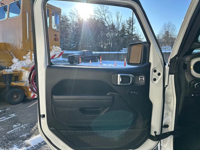 Used 2025 Jeep Wrangler Unlimited Sport S 4xe image 23