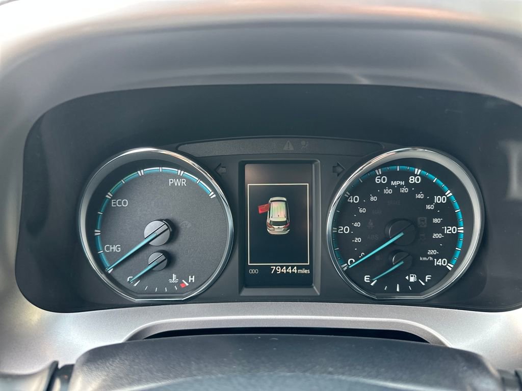 Certified 2018 Toyota RAV4 XLE image 21