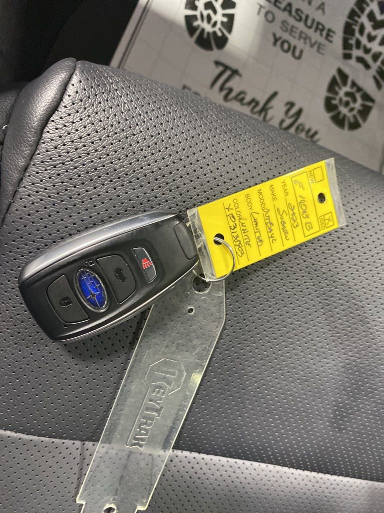 Used 2023 Subaru Outback Limited image 34