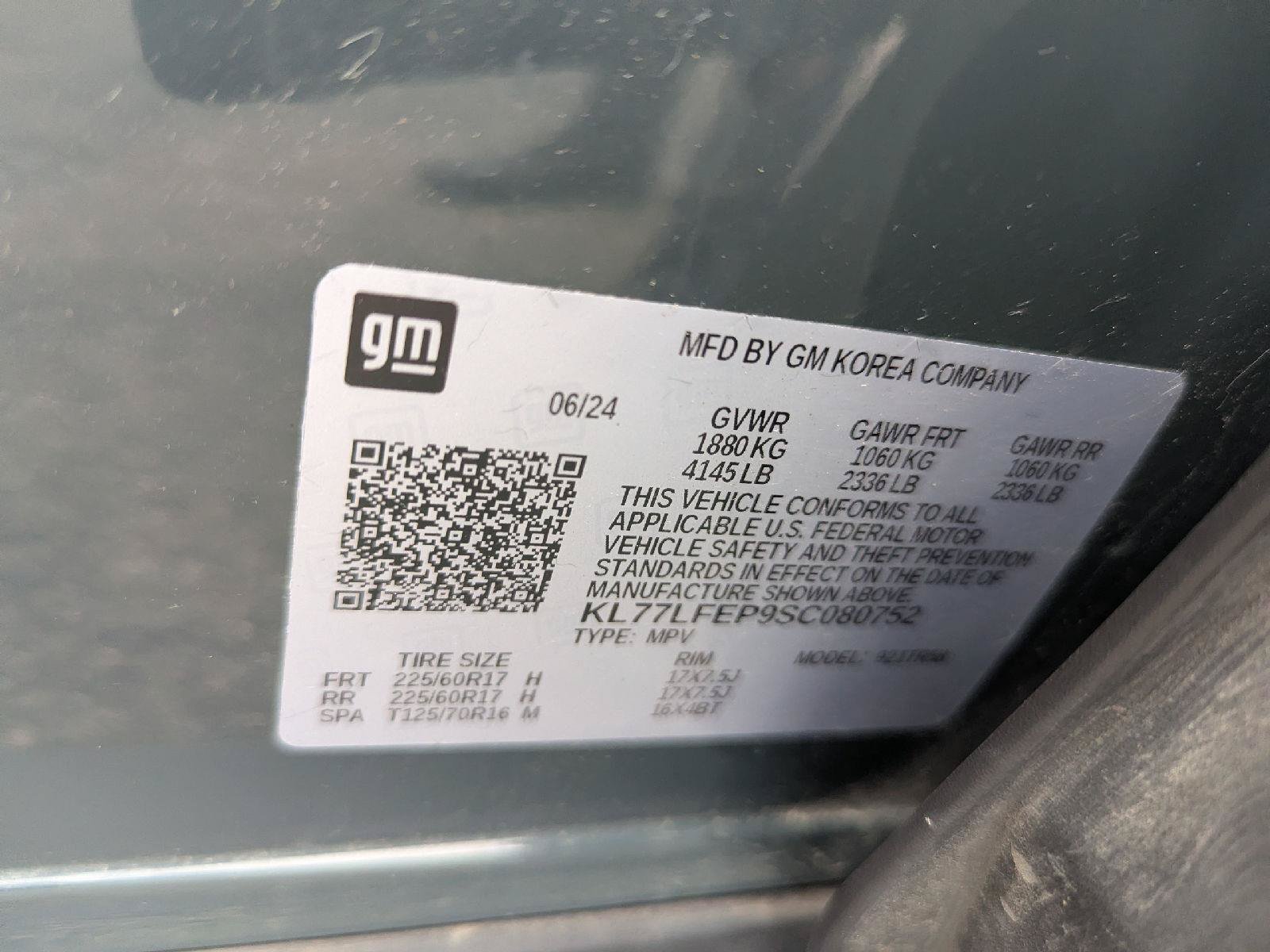 Used 2025 Chevrolet Trax LS w/ LS Convenience Package FWD image 31