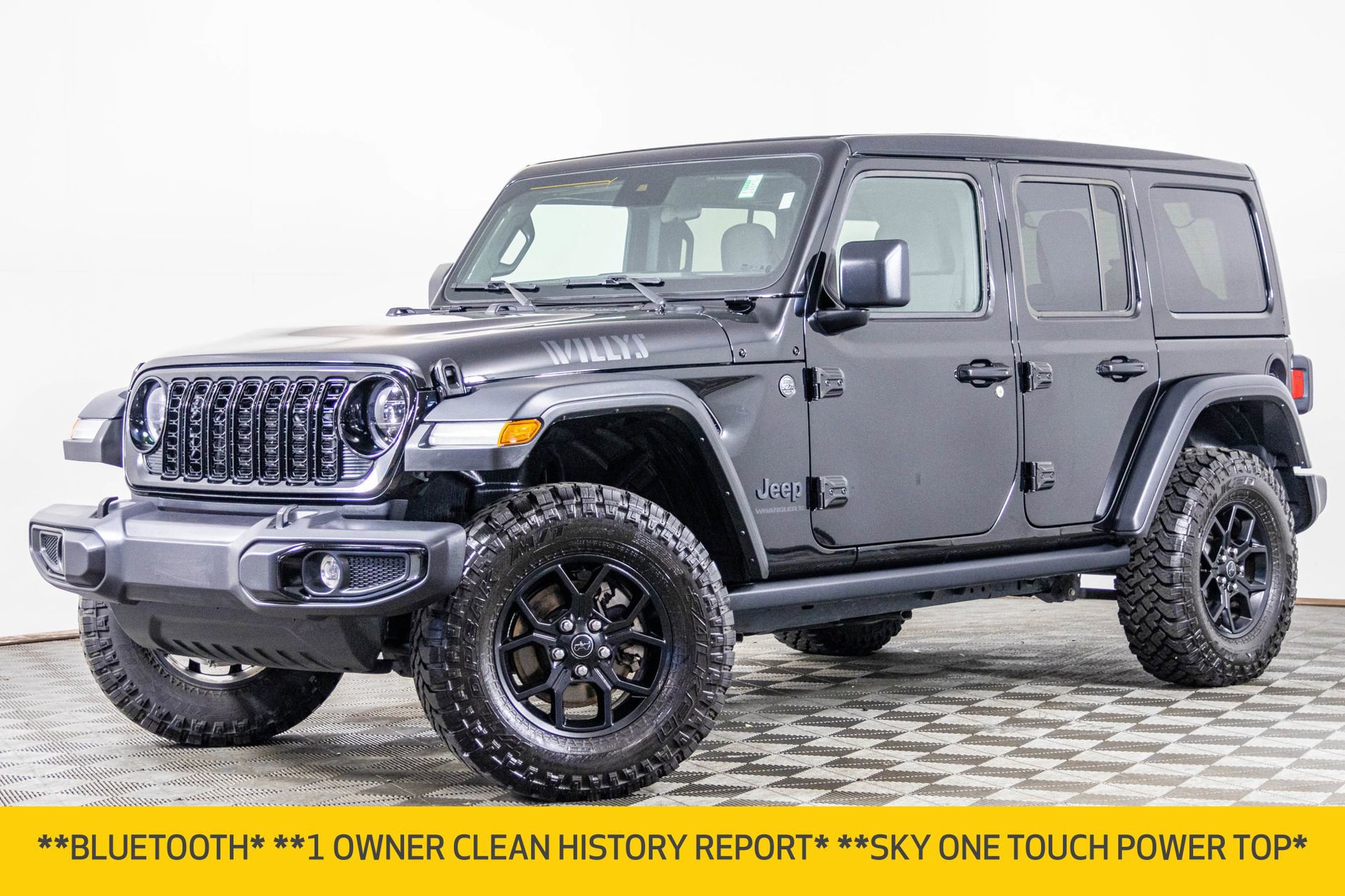 Used 2024 Jeep Wrangler Willys image 2