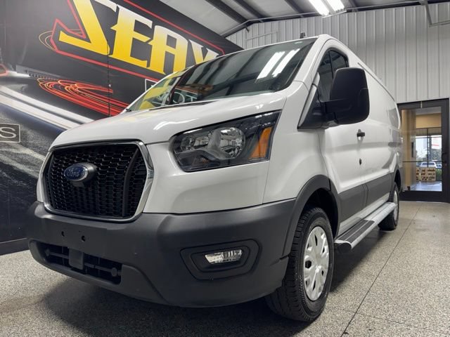 Used 2025 Ford Transit 250 Low Roof w/ Exterior Upgrade Package RWD image 2
