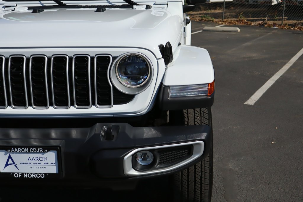 Certified 2026 Jeep Wrangler Unlimited Sahara AWD/4WD image 8