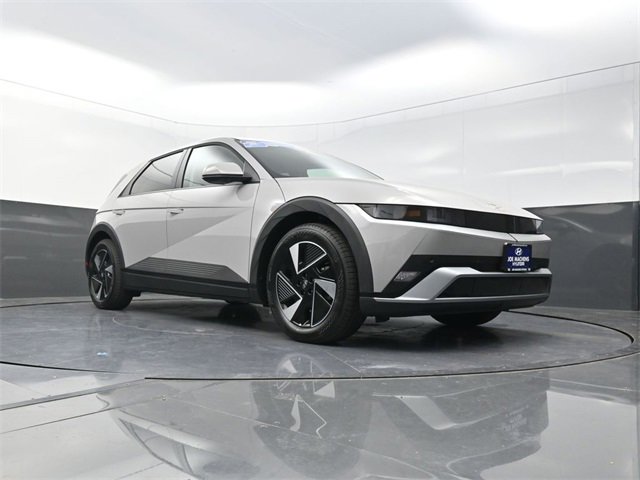 New 2025 Hyundai Ioniq 5 SE image 29