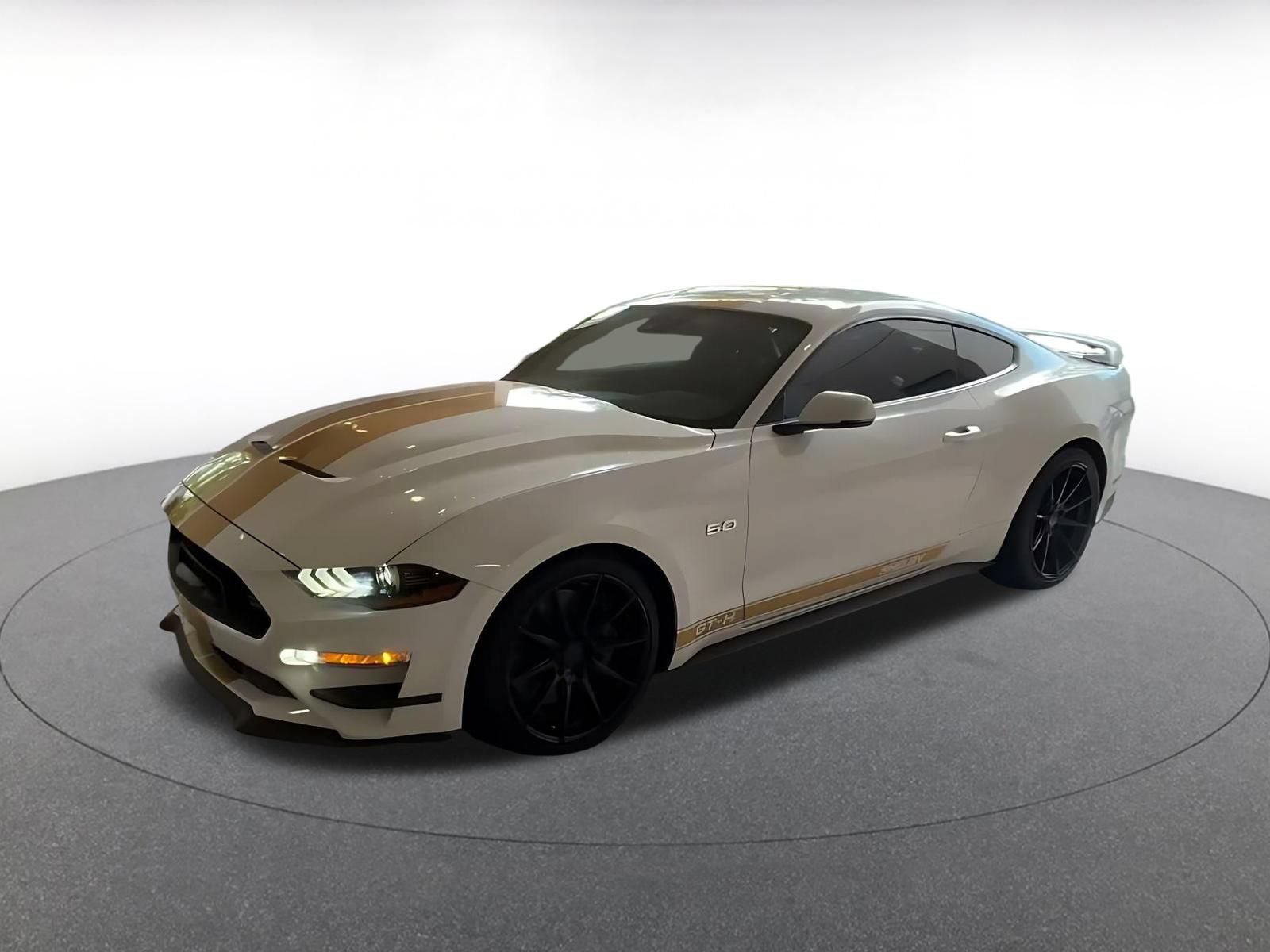 Used 2022 Ford Mustang GT Premium w/ GT Performance Package RWD image 7