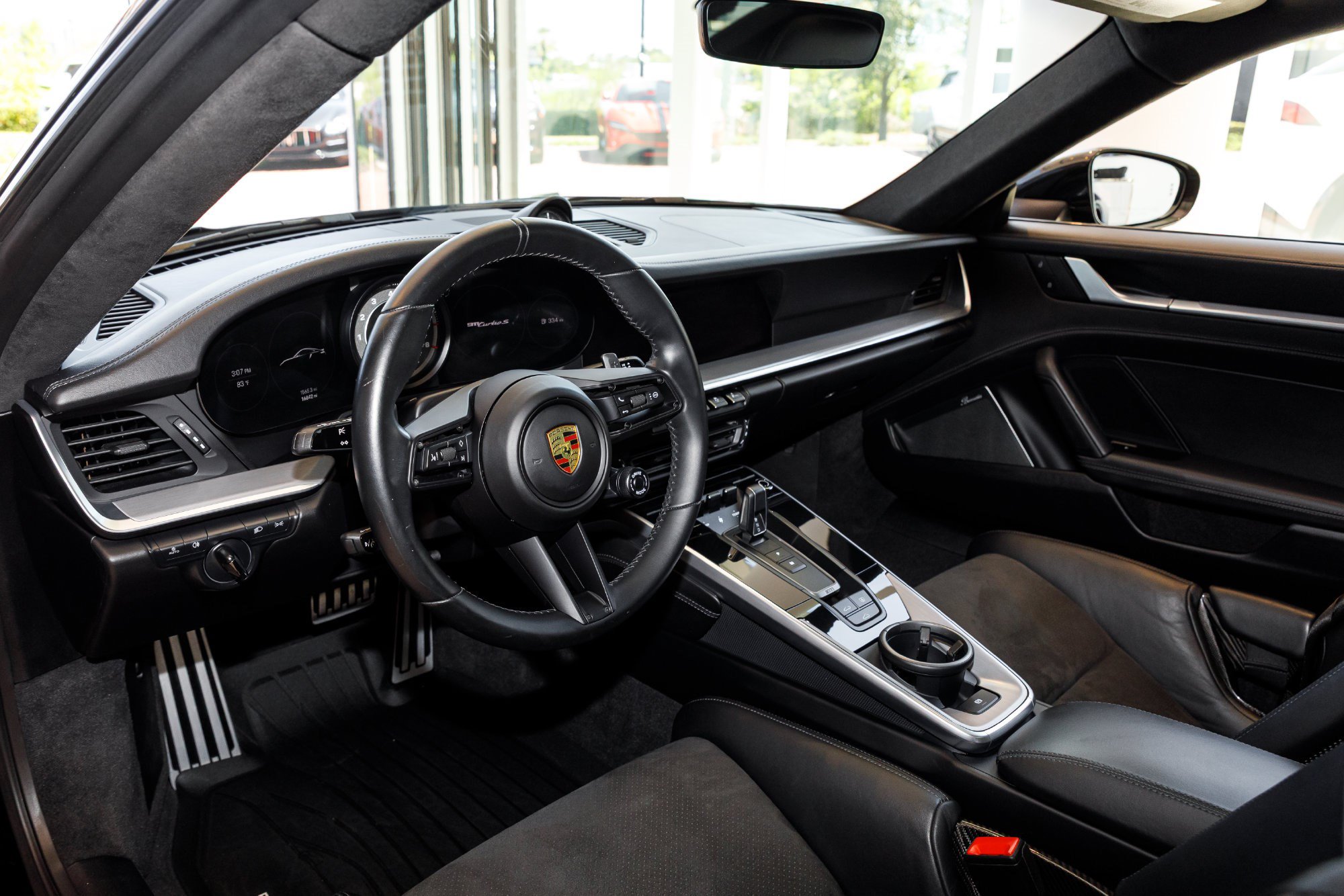 Used 2022 Porsche 911 Turbo S AWD/4WD image 21