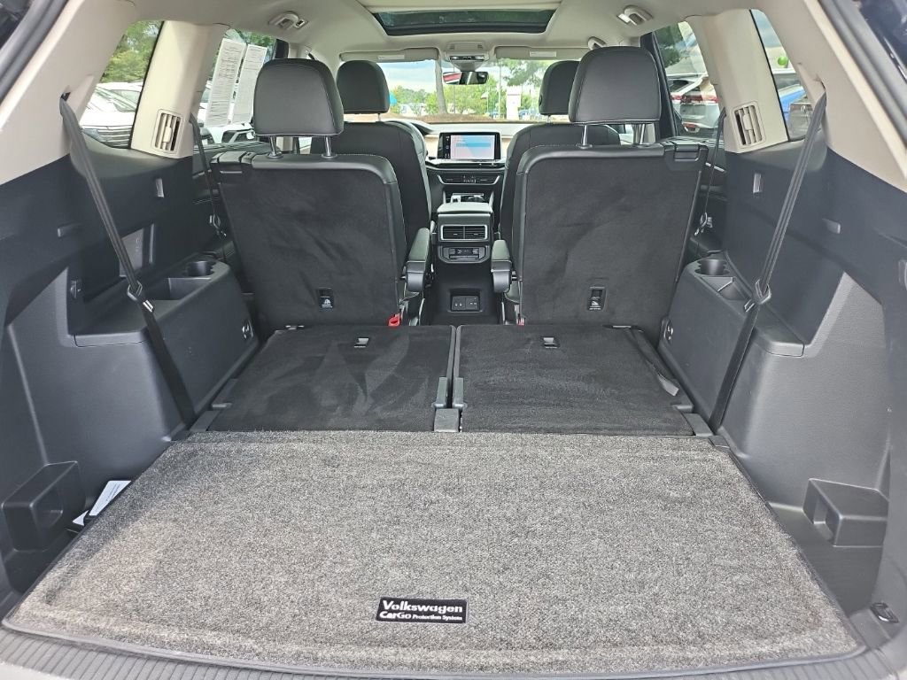 Used 2024 Volkswagen Atlas SE w/ Panoramic Sunroof Package AWD/4WD image 17