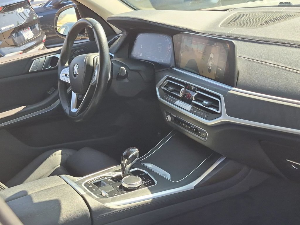 Used 2022 BMW X7 xDrive40i w/ Premium Package AWD/4WD image 30
