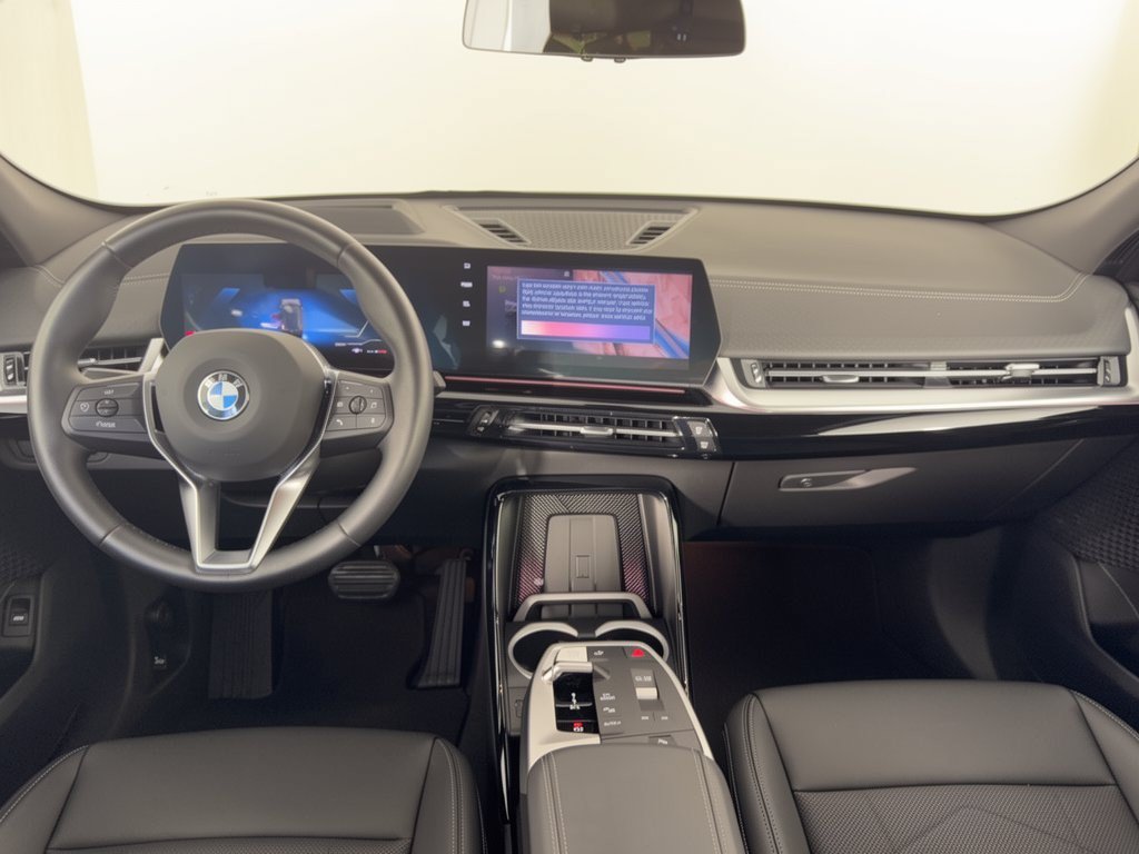 Certified 2026 BMW X2 xDrive28i AWD/4WD image 4