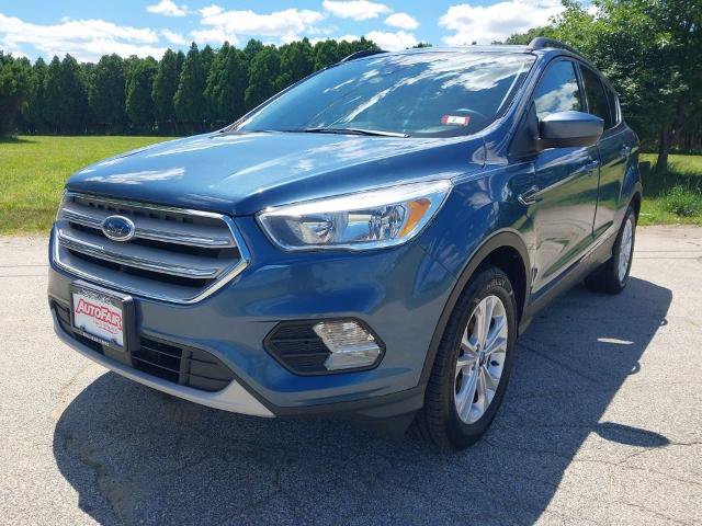 Certified 2018 Ford Escape SE w/ Ford Safe & Smart Package AWD/4WD image 4