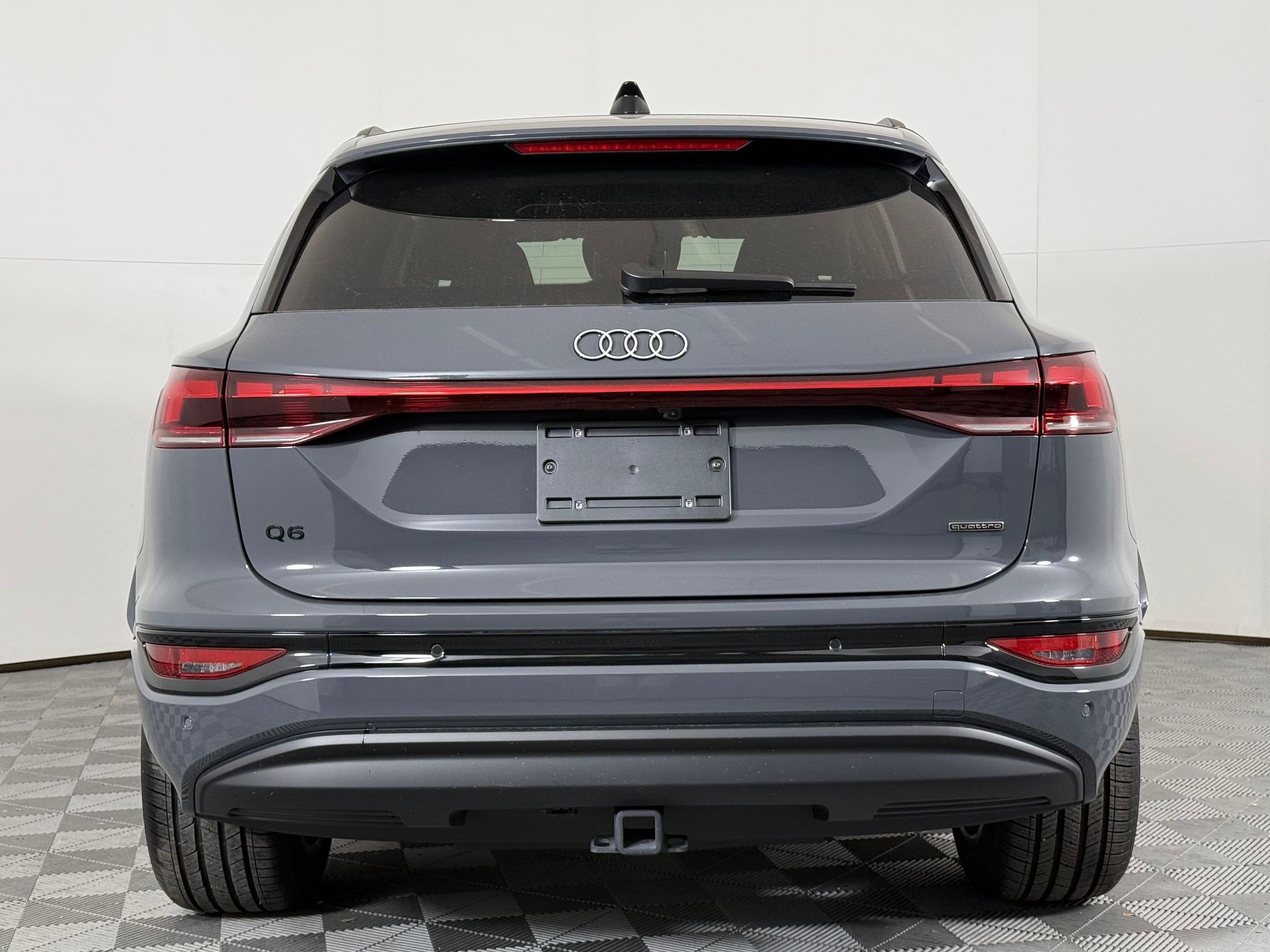 New 2025 Audi Q6 e-tron Premium Plus image 10