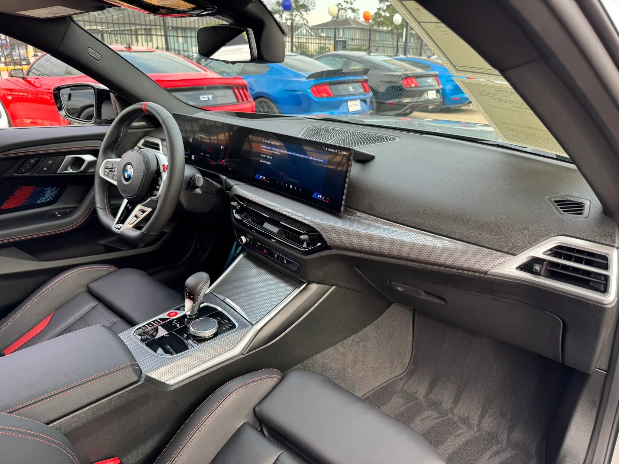 Used 2026 BMW M2 w/ Lighting Package RWD image 27