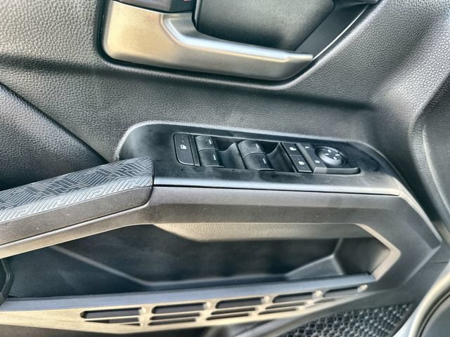 Used 2025 Toyota Tacoma TRD Off-Road w/ TRD Off Road Upgrade Package AWD/4WD image 15
