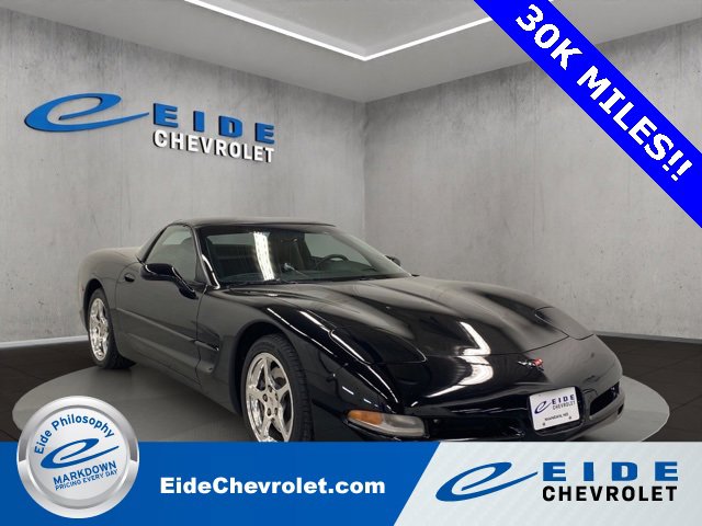 Used 2001 Chevrolet Corvette Coupe w/ Preferred Equipment Group2