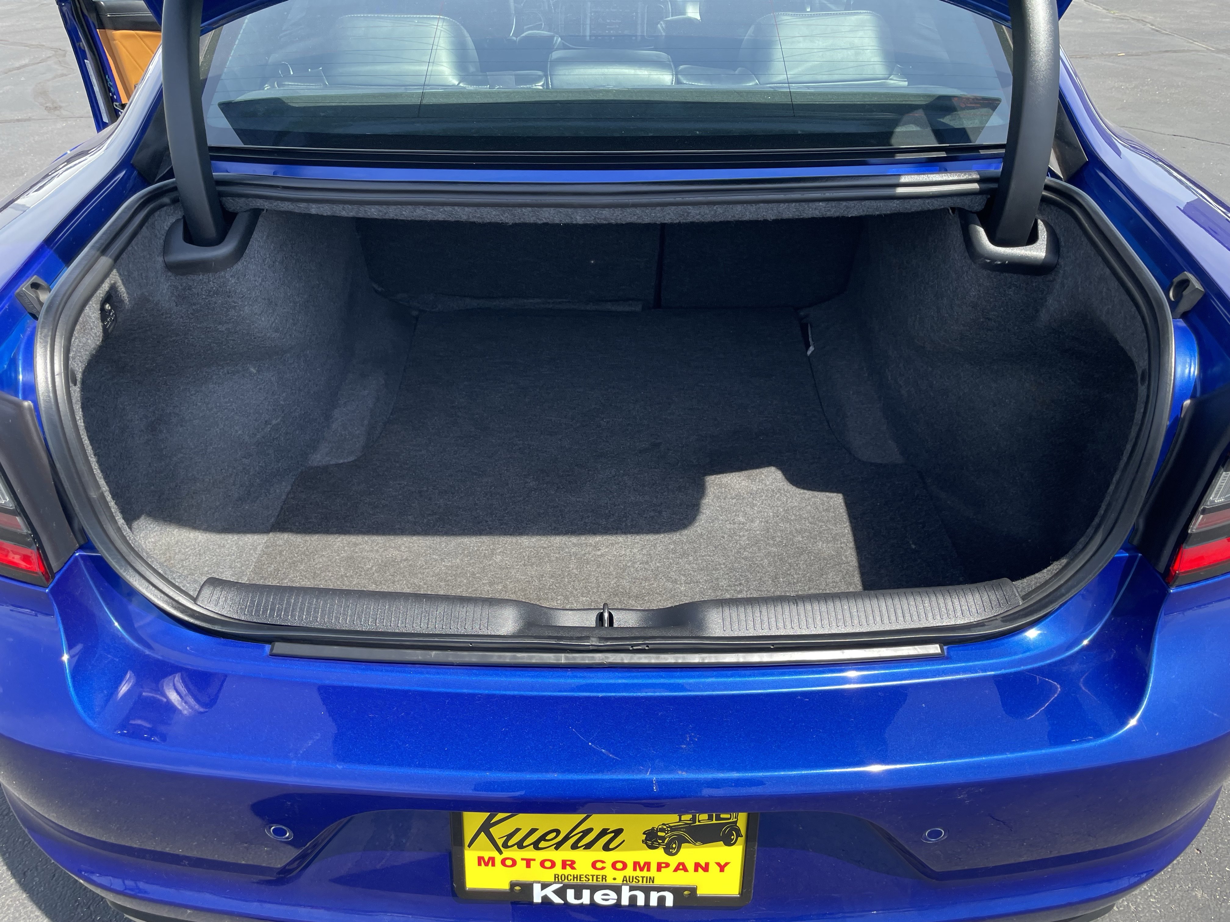 Used 2021 Dodge Charger SXT w/ Plus Group RWD image 9
