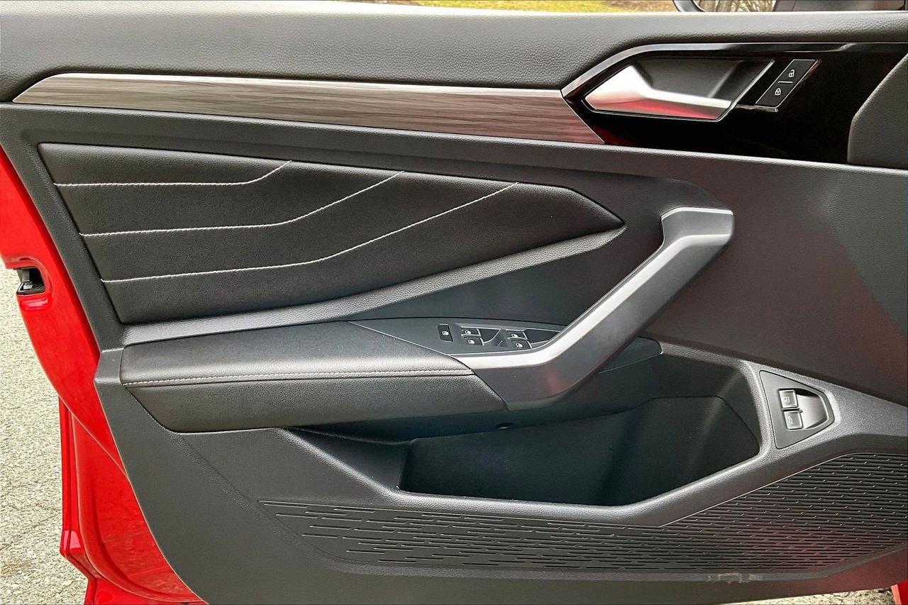 Used 2022 Volkswagen Jetta SEL image 27