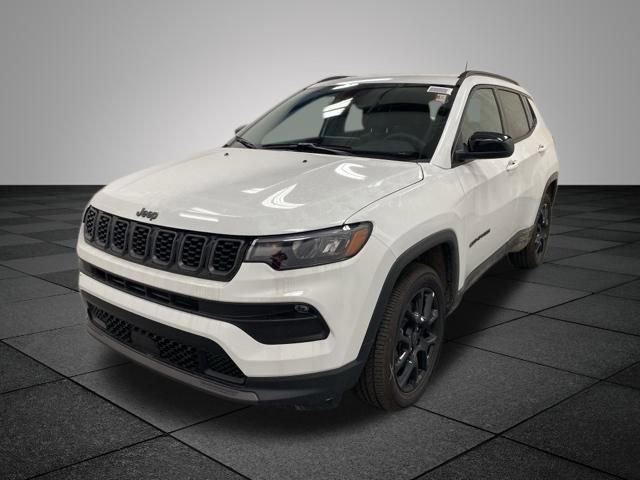 New 2026 Jeep Compass Latitude image 3