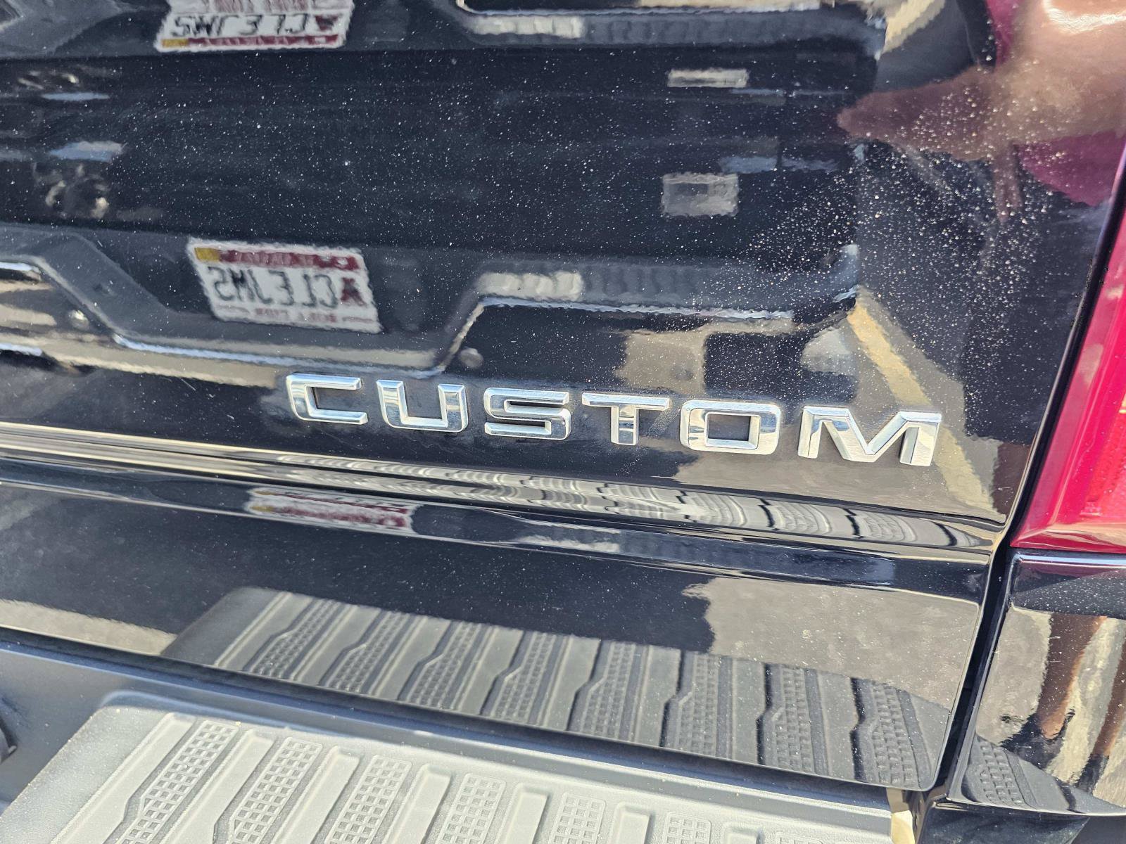 Used 2023 Chevrolet Silverado 1500 Custom RWD image 12