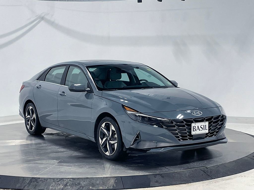 Used 2023 Hyundai Elantra Limited image 38