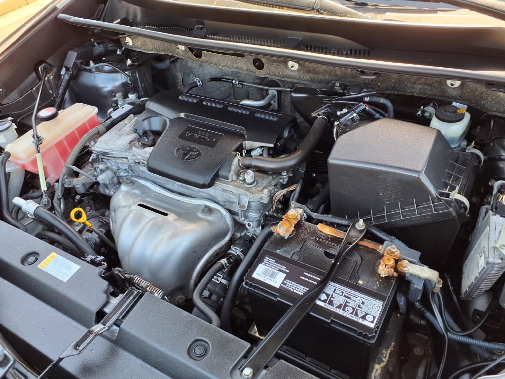 Used 2015 Toyota RAV4 XLE FWD image 10