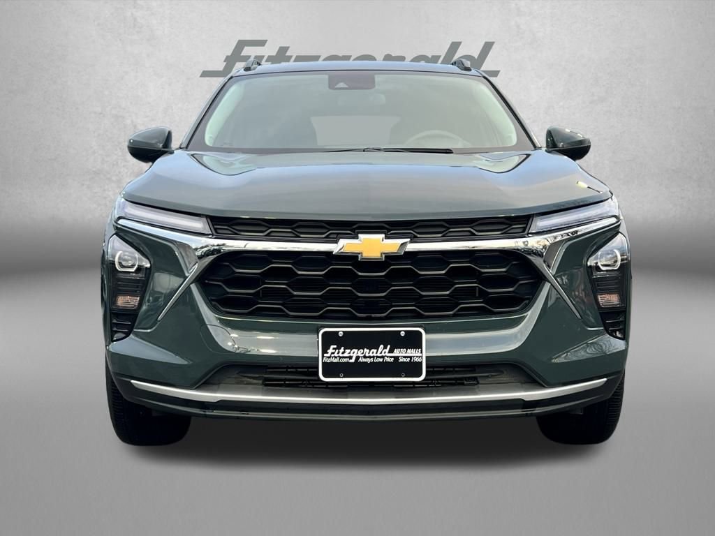 Used 2025 Chevrolet Trax LT image 5