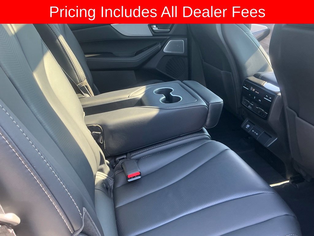 Used 2026 Acura MDX w/ Technology Package FWD image 21