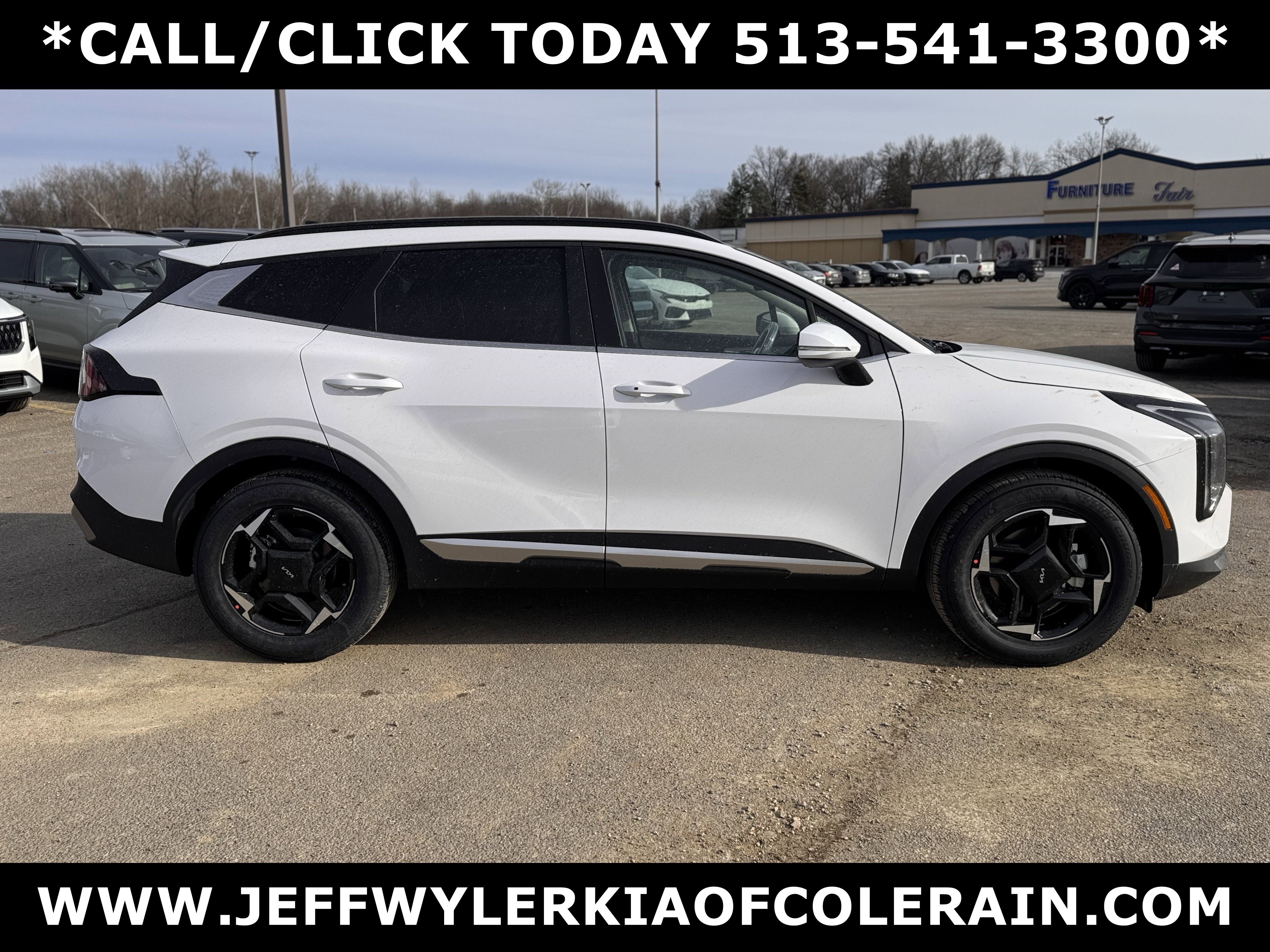 New 2026 Kia Sportage EX w/ EX Panorama Roof Package FWD image 2