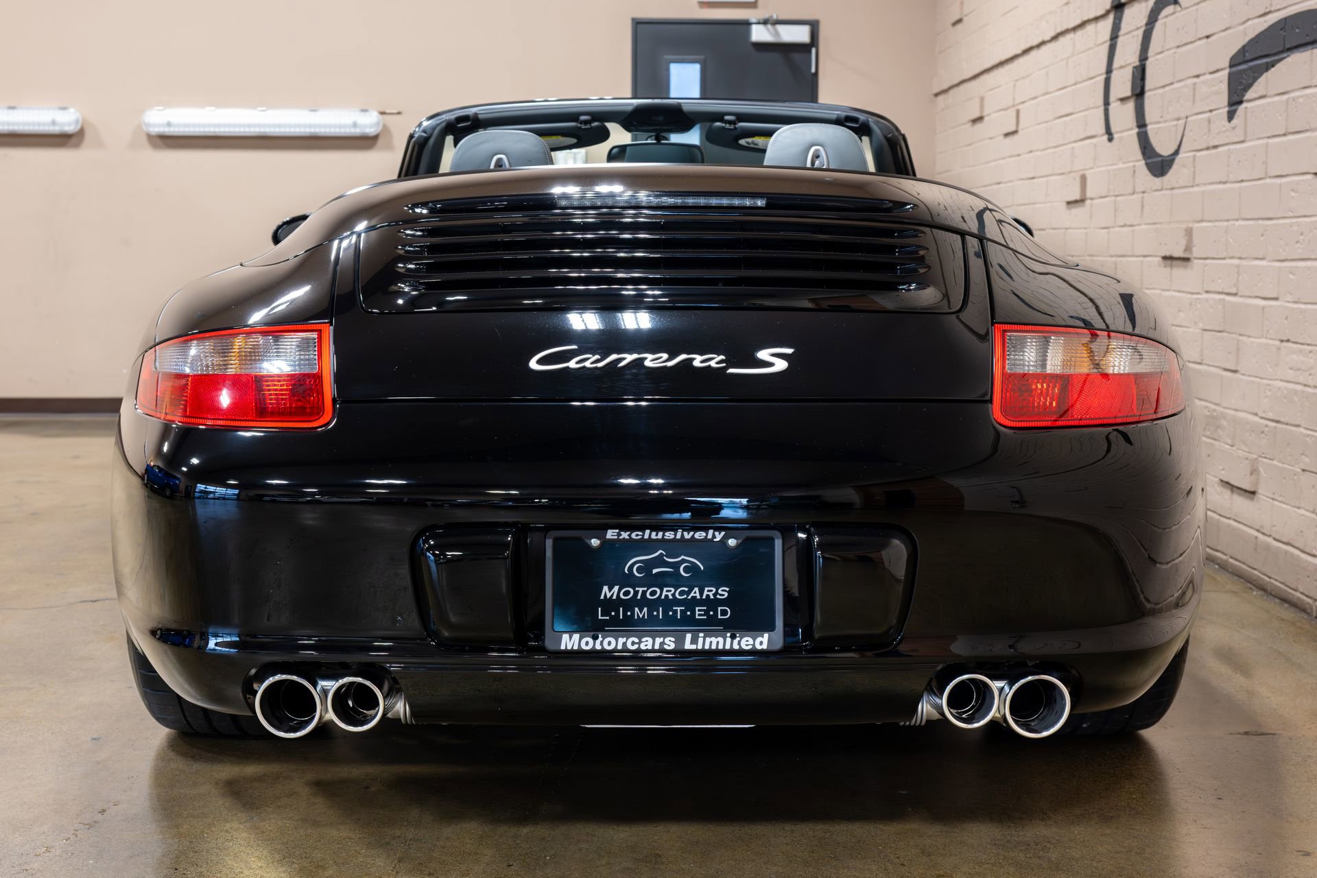 Used 2006 Porsche 911 Carrera S image 8