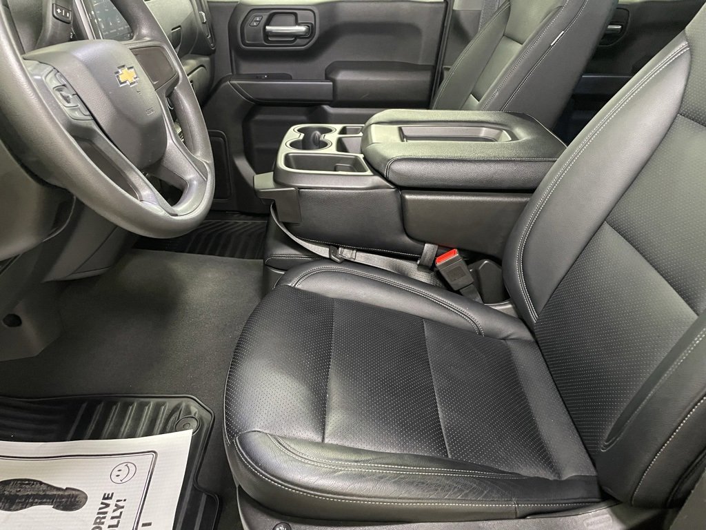 Certified 2024 Chevrolet Silverado 1500 Custom image 19